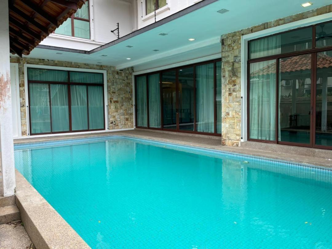 سيري كيمبانغان Bluwater Grande Villa 9 By Vale Pine المظهر الخارجي الصورة